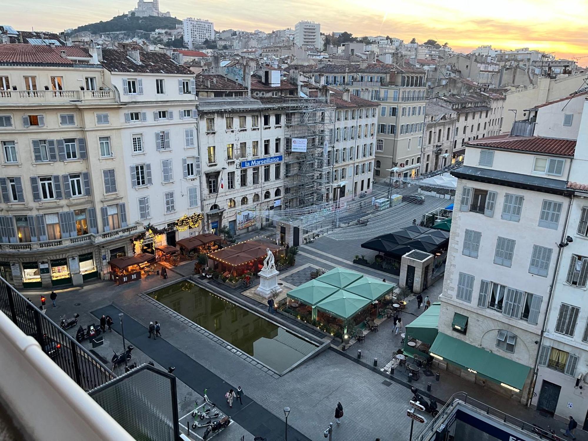 Loft Moderne Vue Vieux Port Terrasse Rooftop Apartment Marseille Exterior photo